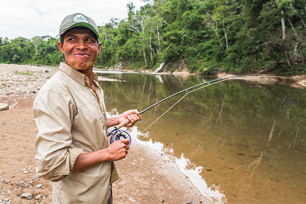 Pacu Fishing on the Sécure River - Fly Fisherman